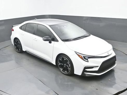 Used 2025 Toyota Corolla FX w/ Convenience Package FWD image 26