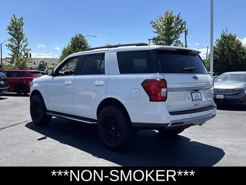 Used 2022 Ford Expedition XLT AWD/4WD image 6