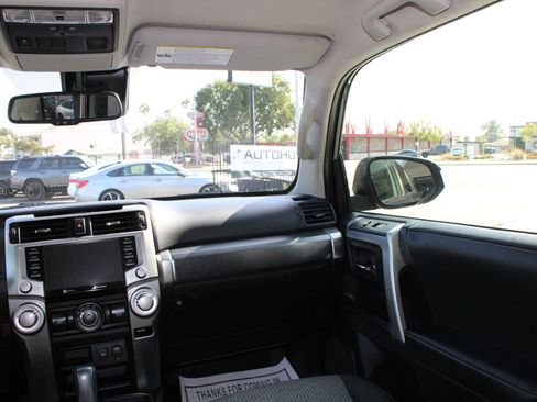 Used 2021 Toyota 4Runner SR5 RWD image 20
