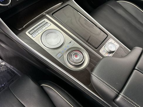 Used 2021 Genesis GV80 3.5T w/ Advanced Package 06 image 17