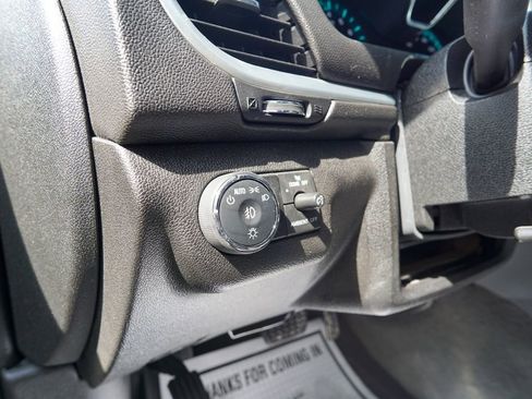 Used 2014 Chevrolet Traverse LT FWD image 19
