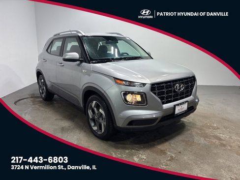 New 2025 Hyundai Venue SEL image 1