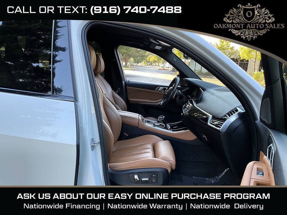 Used 2019 BMW X5 xDrive40i w/ M Sport Package AWD/4WD image 14
