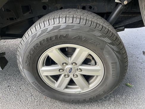 Used 2022 Ford F150 XLT image 14