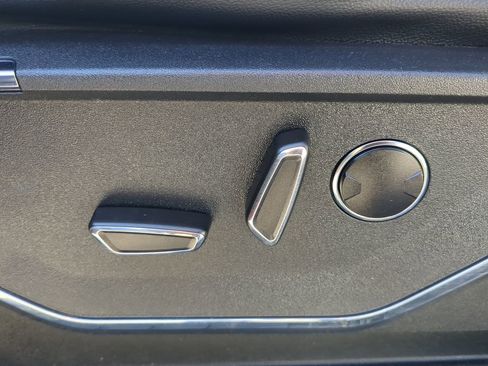 Certified 2021 Ford F150 Lariat w/ Equipment Group 502A High image 30