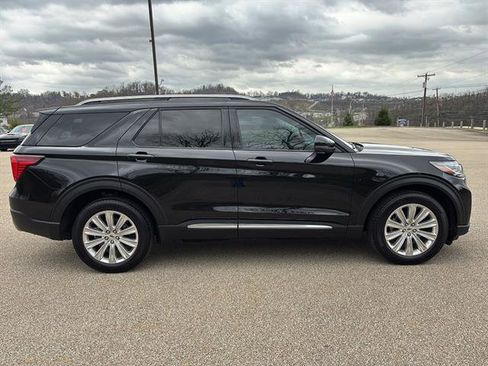 Used 2025 Ford Explorer Platinum w/ LUX Leather Package AWD/4WD image 5