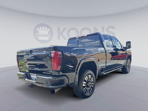 Used 2024 GMC Sierra 2500 Denali Ultimate w/ Snow Plow Prep/Camper Package AWD/4WD image 7
