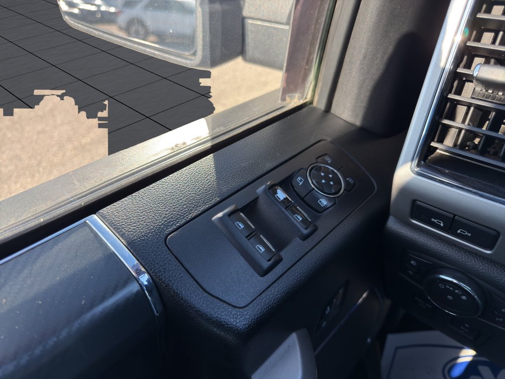 Used 2018 Ford F150 Lariat w/ Equipment Group 502A Luxury AWD/4WD image 28