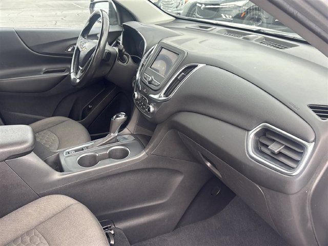 Used 2020 Chevrolet Equinox LT w/ Driver Convenience Package FWD image 27