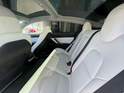 Used 2019 Tesla Model 3 Standard Range Plus RWD image 8
