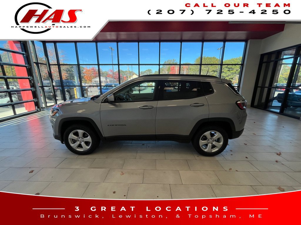 Used 2020 Jeep Compass Latitude w/ Popular Equipment Group AWD/4WD image 2