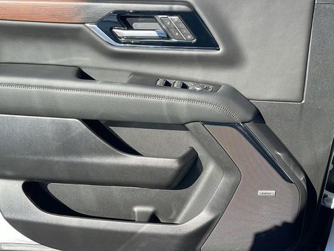 New 2026 GMC Yukon Denali w/ Sun & Power Step Package AWD/4WD image 26