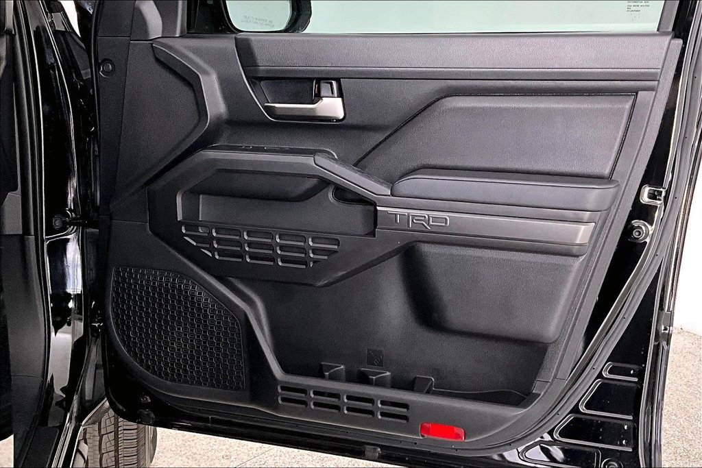 Used 2025 Toyota Tacoma TRD Sport RWD image 23