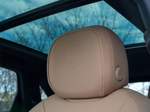 New 2026 Porsche Cayenne image 31