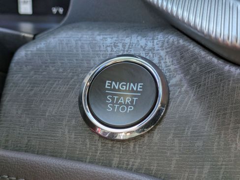 Certified 2025 Ford Explorer Platinum w/ Ultimate Package image 24