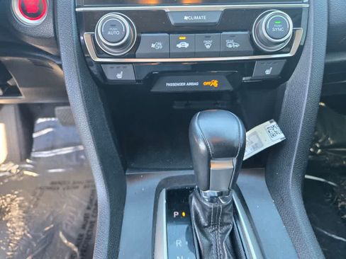 Used 2017 Honda Civic Touring image 15