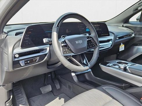 New 2024 Cadillac Lyriq Sport image 3