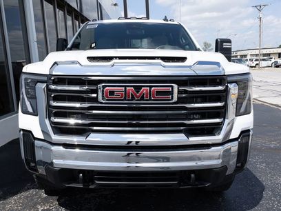 New 2026 GMC Sierra 2500 SLE w/ Max Trailering Package