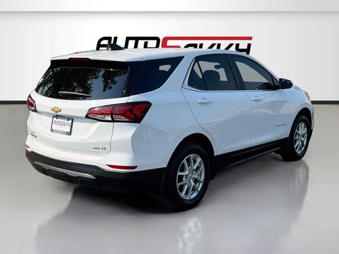 Used 2023 Chevrolet Equinox LT w/ Driver Convenience Package AWD/4WD image 7