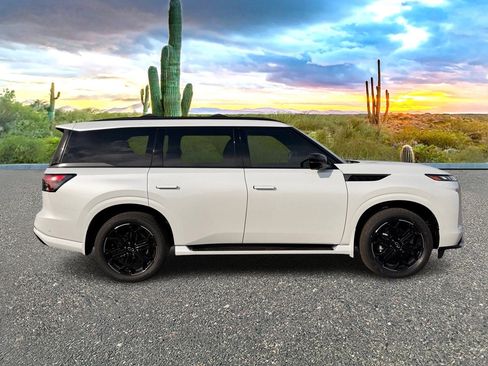 New 2026 INFINITI QX80 Sport w/ Sport Exterior Package image 3