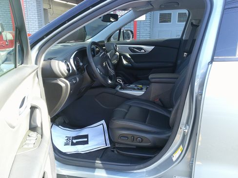 Used 2023 Chevrolet Blazer LT image 16