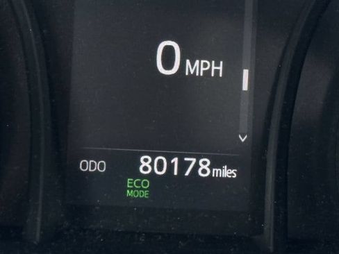 Used 2024 Toyota Camry SE FWD image 15