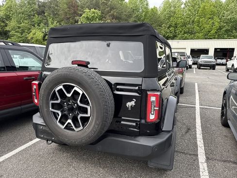 Used 2024 Ford Bronco Outer Banks AWD/4WD image 10
