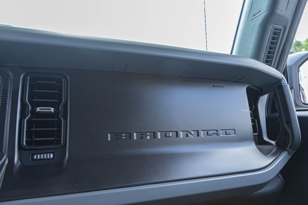 Used 2023 Ford Bronco Big Bend AWD/4WD image 22