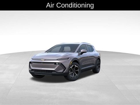 New 2026 Chevrolet Equinox EV LT AWD/4WD image 9