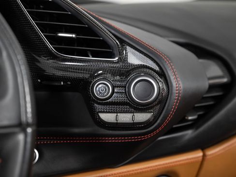 Used 2017 Ferrari 488 Spider RWD image 34