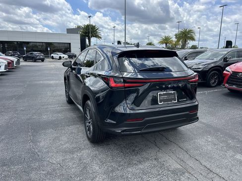 Used 2023 Lexus NX 250 FWD w/ Towing Package (2000 Lbs) image 10