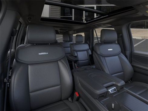 New 2025 Ford Expedition Max Platinum w/ Stealth Performance Package image 10