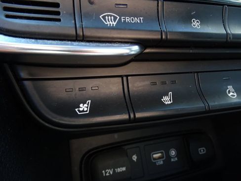 Used 2019 Hyundai Santa Fe AWD image 24