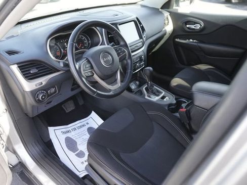 Used 2015 Jeep Cherokee Latitude image 8