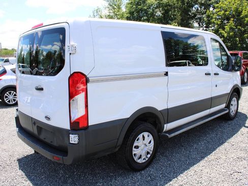 Used 2017 Ford Transit 250 130 Low Roof w/ Exterior Upgrade Package RWD image 7
