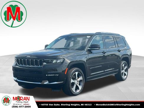 Used 2023 Jeep Grand Cherokee L Limited AWD/4WD image 1