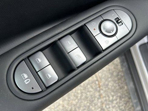 New 2025 Hyundai Ioniq 5 SEL image 47