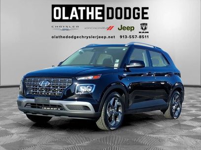 Used 2022 Hyundai Venue SEL