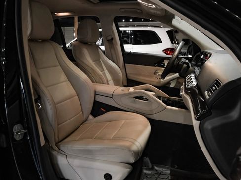 Used 2020 Mercedes-Benz GLE 350 w/ Parking Assist Package image 31