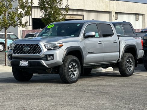 Used 2019 Toyota Tacoma 2WD Double Cab image 8