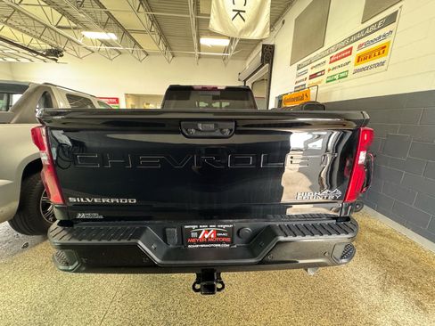 Used 2021 Chevrolet Silverado 2500 High Country w/ Z71 Off-Road Package AWD/4WD image 6