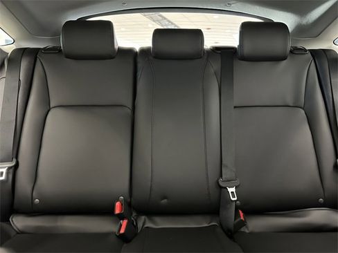 New 2026 Acura Integra image 25