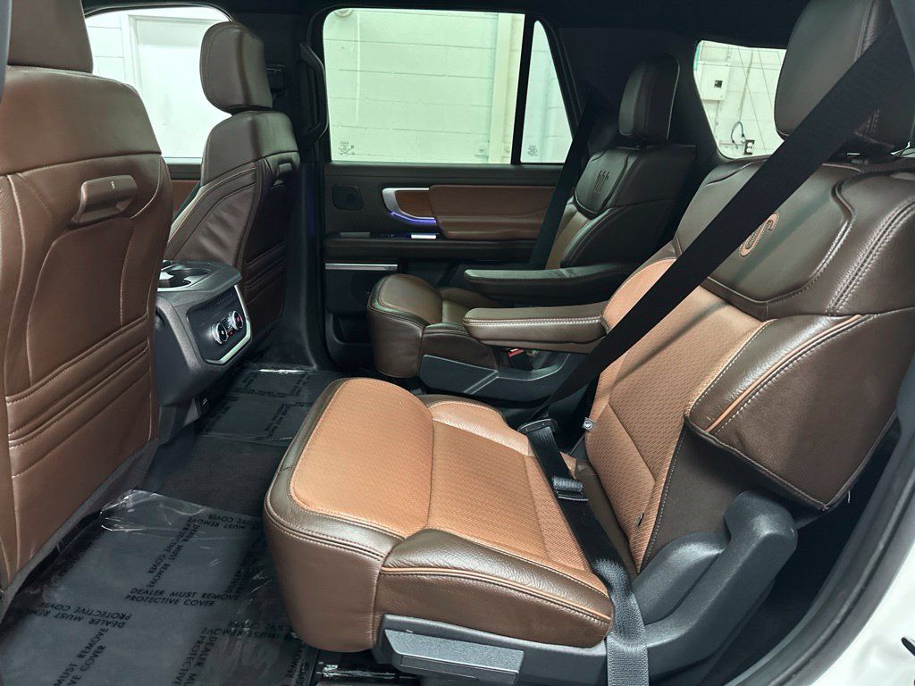Used 2025 Ford Expedition King Ranch AWD/4WD image 21