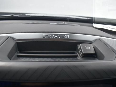 New 2026 RAM 1500 Big Horn AWD/4WD image 18