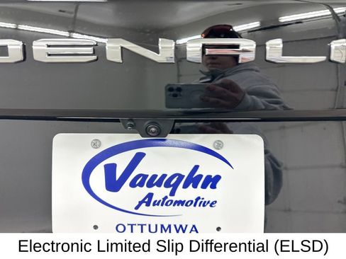 New 2026 GMC Yukon Denali w/ Sun & Power Step Package image 14