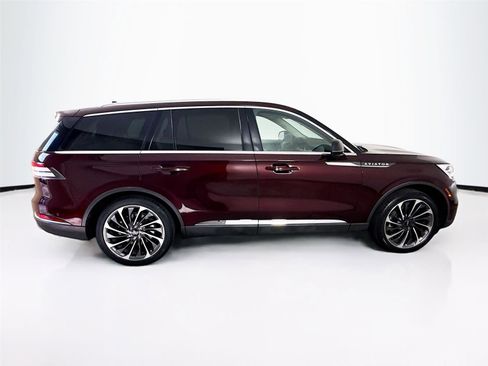 Used 2021 Lincoln Aviator Reserve w/ Equipment Group 202A image 34