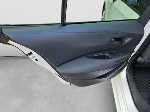 Used 2024 Toyota Corolla LE FWD image 29