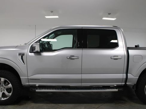 Used 2021 Ford F150 Lariat AWD/4WD image 6