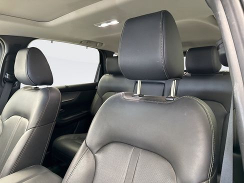 Used 2024 MAZDA CX-90 3.3 Turbo w/ Preferred Plus image 9