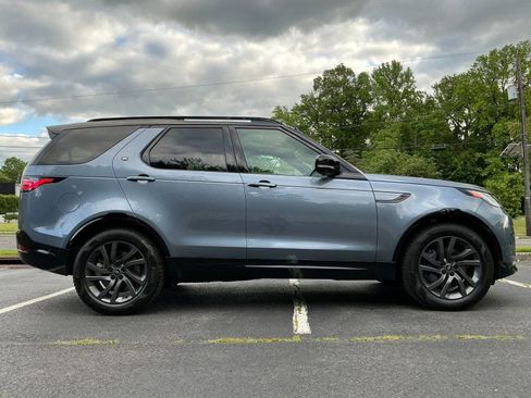 Used 2023 Land Rover Discovery S R-Dynamic AWD/4WD image 4